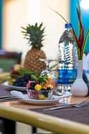 Golf View Hotel & Suites