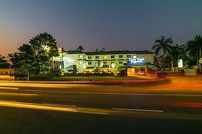 Golf View Hotel & Suites