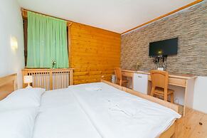 Hotel & Resort Gacka