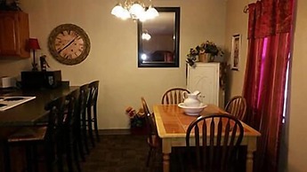 Taneycomo Lakefront Resort