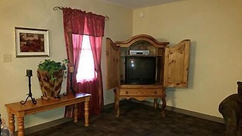 Taneycomo Lakefront Resort