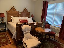 Bama Bed & Breakfast Campus