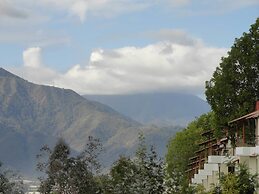 Altocerro Villas Hotel & Camping