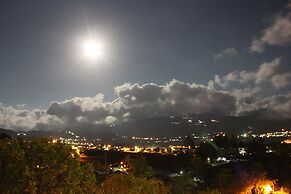 Altocerro Villas Hotel & Camping