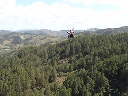 Altocerro Villas Hotel & Camping