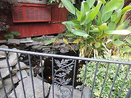 Historic Farnsworth House Inn