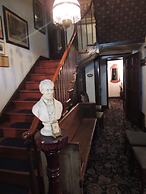 Historic Farnsworth House Inn