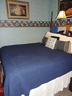 Historic Farnsworth House Inn