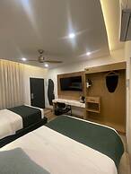 Hotel Pacific