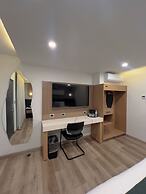 Hotel Pacific
