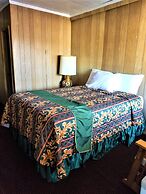 Town House Motor Inn