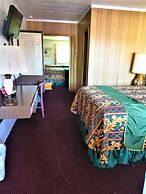 Town House Motor Inn