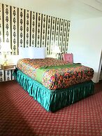 Town House Motor Inn