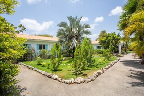 TUK Tropical Boutique Resort Jan Thiel