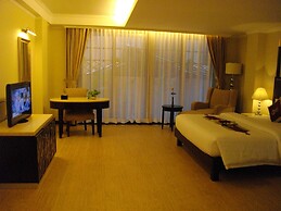 Lux Riverside Hotel & Apartment