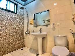 Crystal Blue Sea Maid