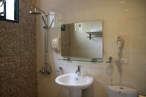 Crystal Blue Sea Maid