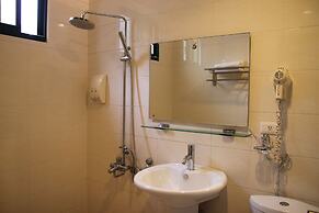 Crystal Blue Sea Maid