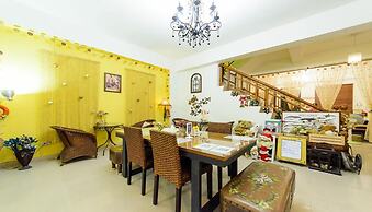 Crystal Blue Sea Maid