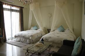 Crystal Blue Sea Maid