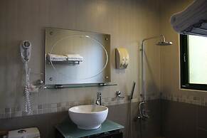 Crystal Blue Sea Maid