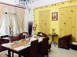 Crystal Blue Sea Maid