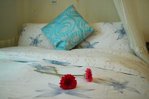 Crystal Blue Sea Maid