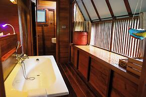 Lala Mukha Tented Resort Khao Yai