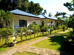 Baan Kuasakul Resort