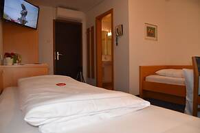 Angerburg Blumenhotel