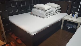 Sophiearth Apartment