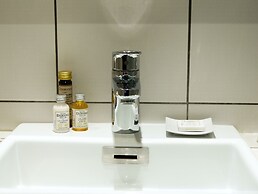 La Féline Blanche