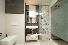 SunGarden Wellness & Conference Hotel