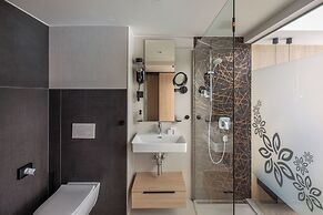SunGarden Wellness & Conference Hotel