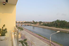 Dong Nguyen Homestay Riverside