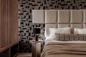 Elegance Luxury Executive Suites - Adults Only