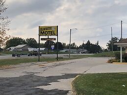 Hawkeye Motel