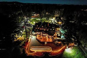 The Brewster Inn