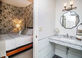 The Brewster Inn
