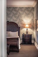 The Brewster Inn
