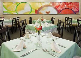 Marylanza Suites & Spa