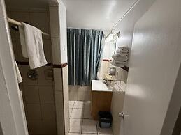 Palms Inn