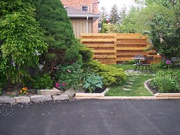 627 On King Bed and Breakfast