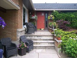 627 On King Bed and Breakfast