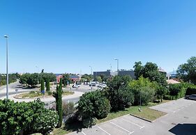 B&B HOTEL Avignon (1)