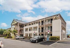 B&B HOTEL Lens Noyelles-Godault