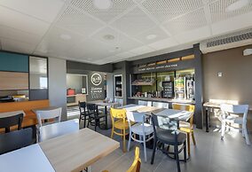 B&B HOTEL Poitiers (1)