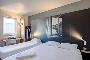 B&B HOTEL Poitiers (1)