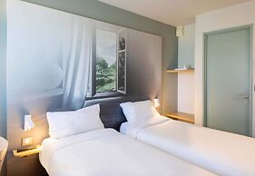 B&B HOTEL Poitiers (1)