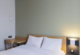 B&B HOTEL Auxerre Monéteau